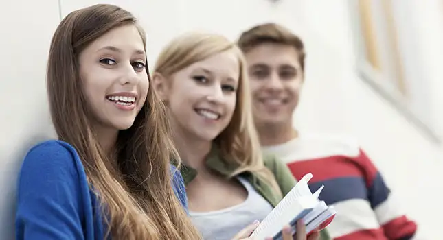 ausbildung.avif